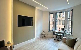 Glasgow West End Tenement Apartment